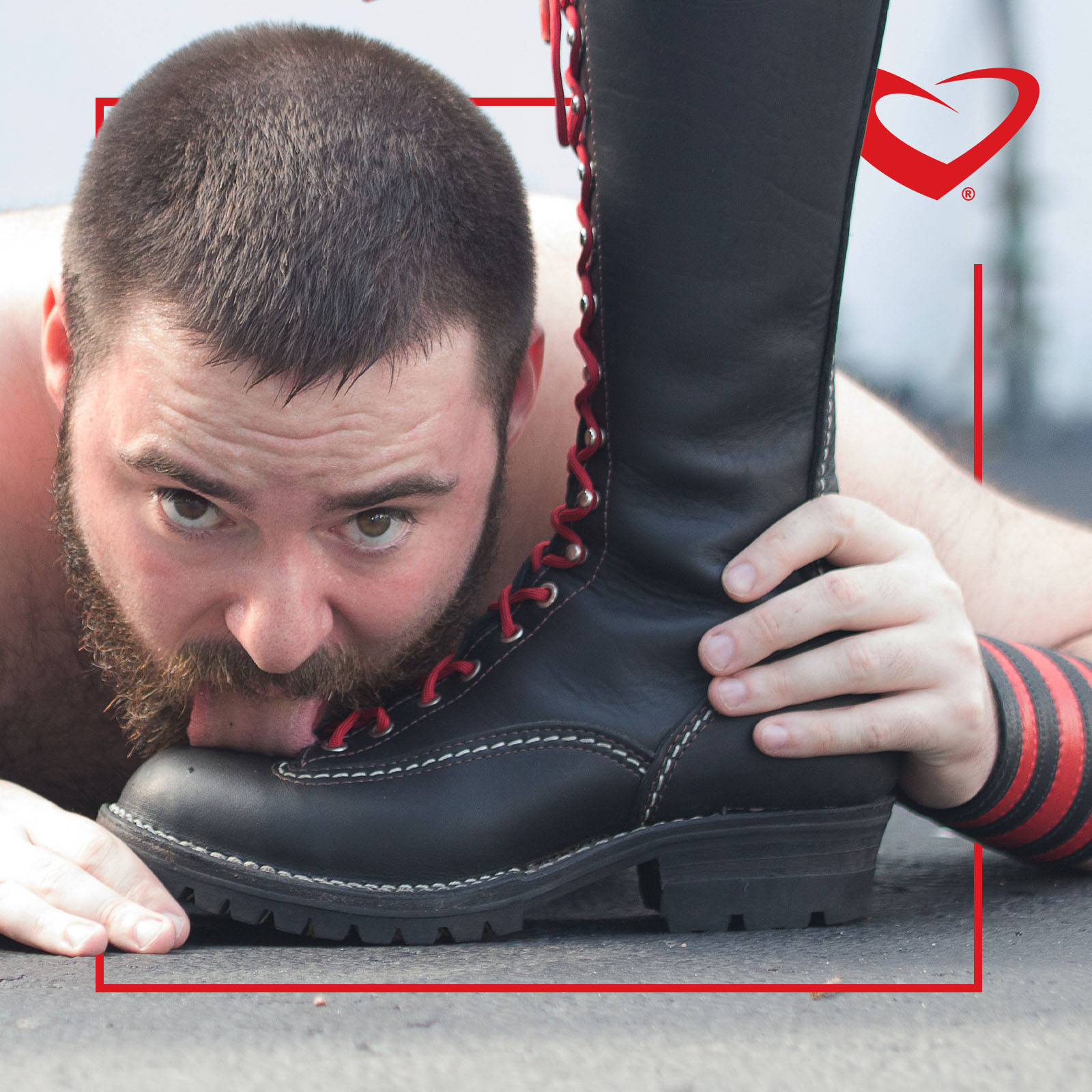 2026.05.03 07 Product Features Leather Cleaner