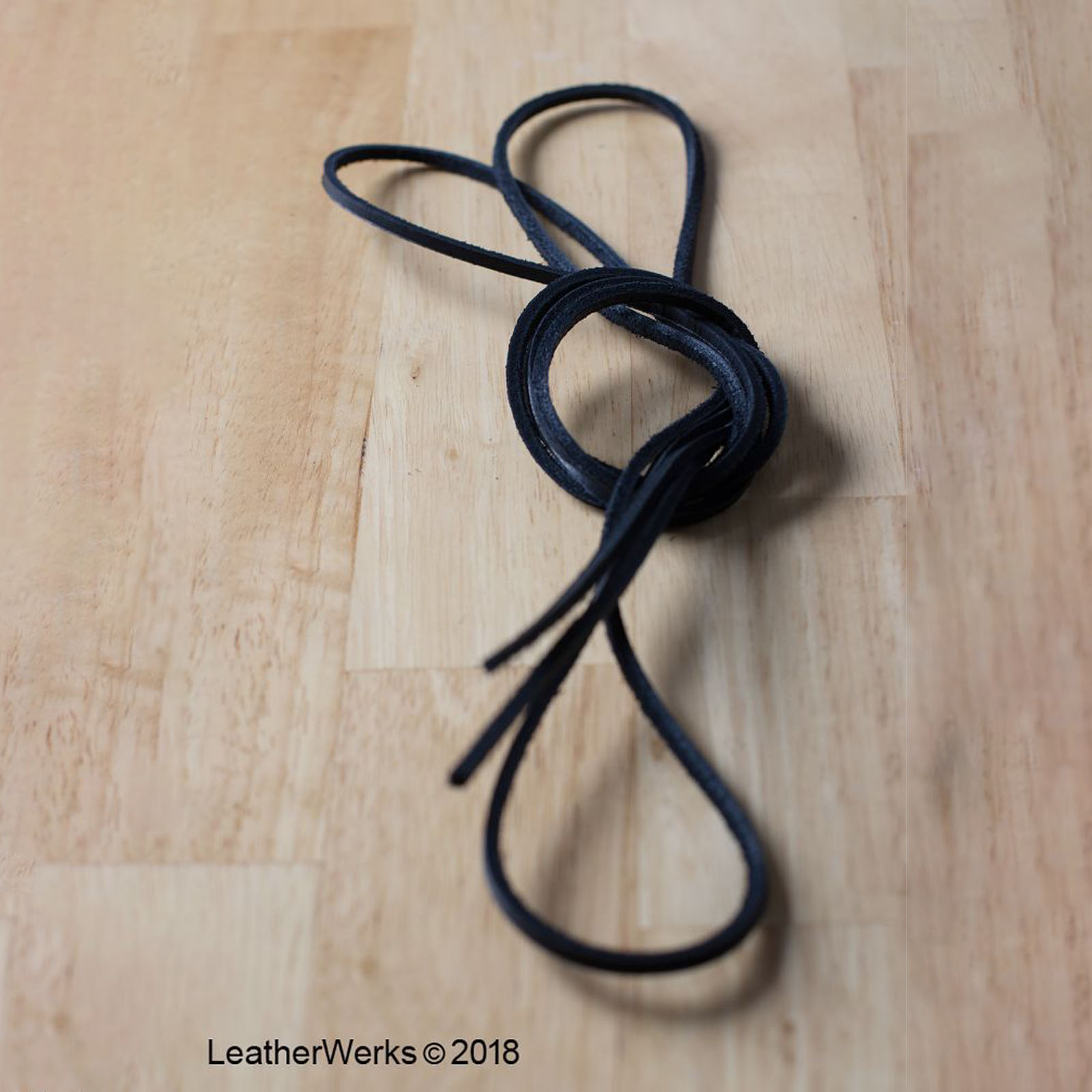 340041 Black Leather Lace