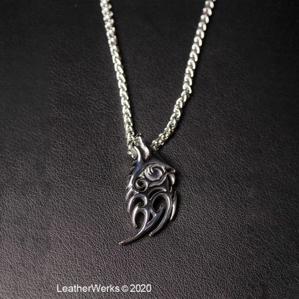 Howling Wolf Head Amulet