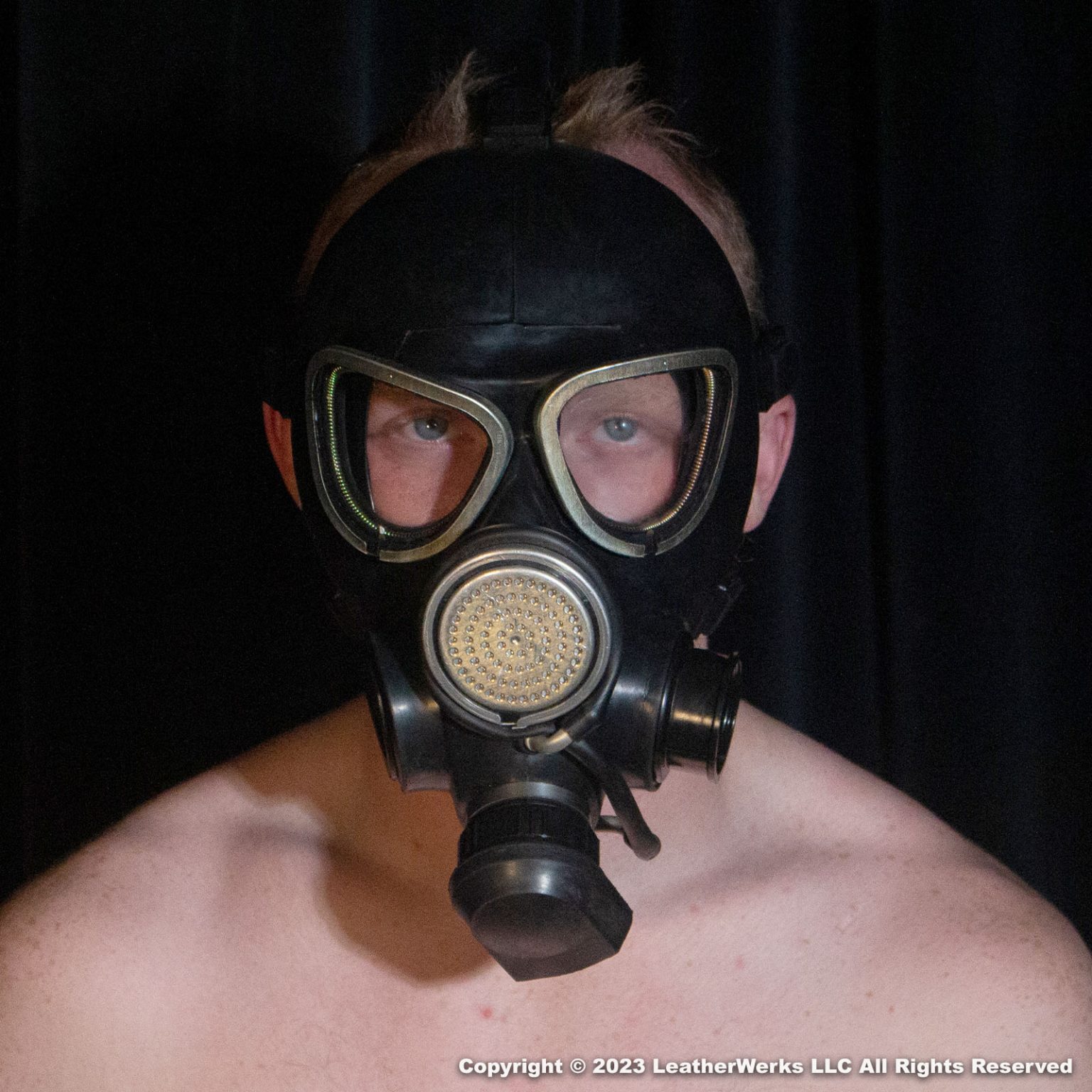 Croatian Gas Mask Black LeatherWerks