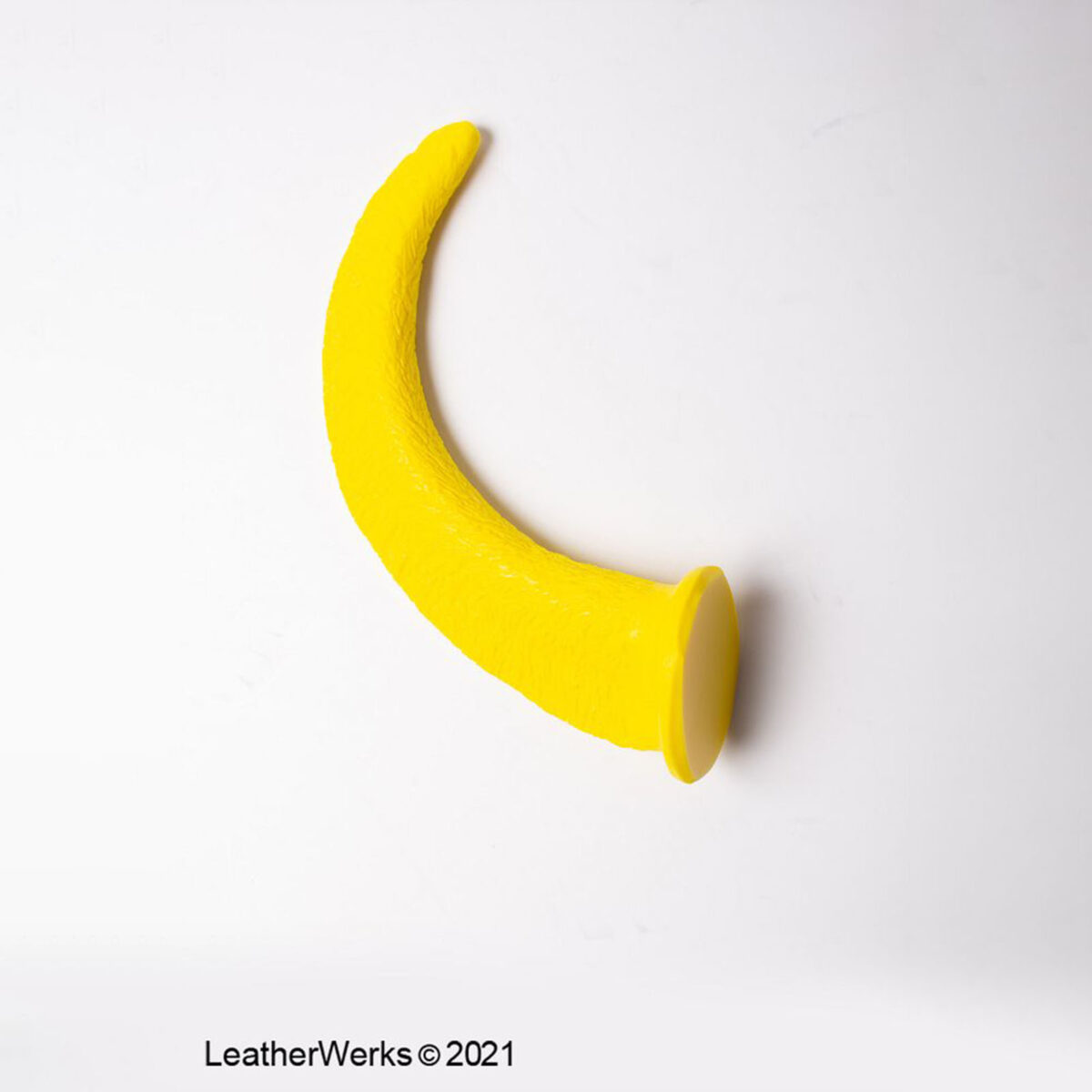 Woofy Show Tail Yellow